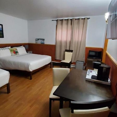 Hotel Fleurs Karaibes Saint-Alexandre-de-Kamouraska Eksteriør billede