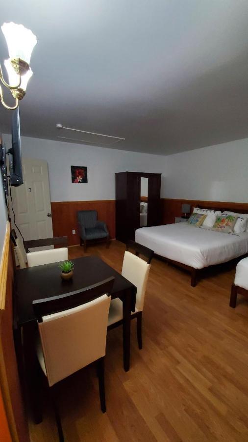 Hotel Fleurs Karaibes Saint-Alexandre-de-Kamouraska Eksteriør billede