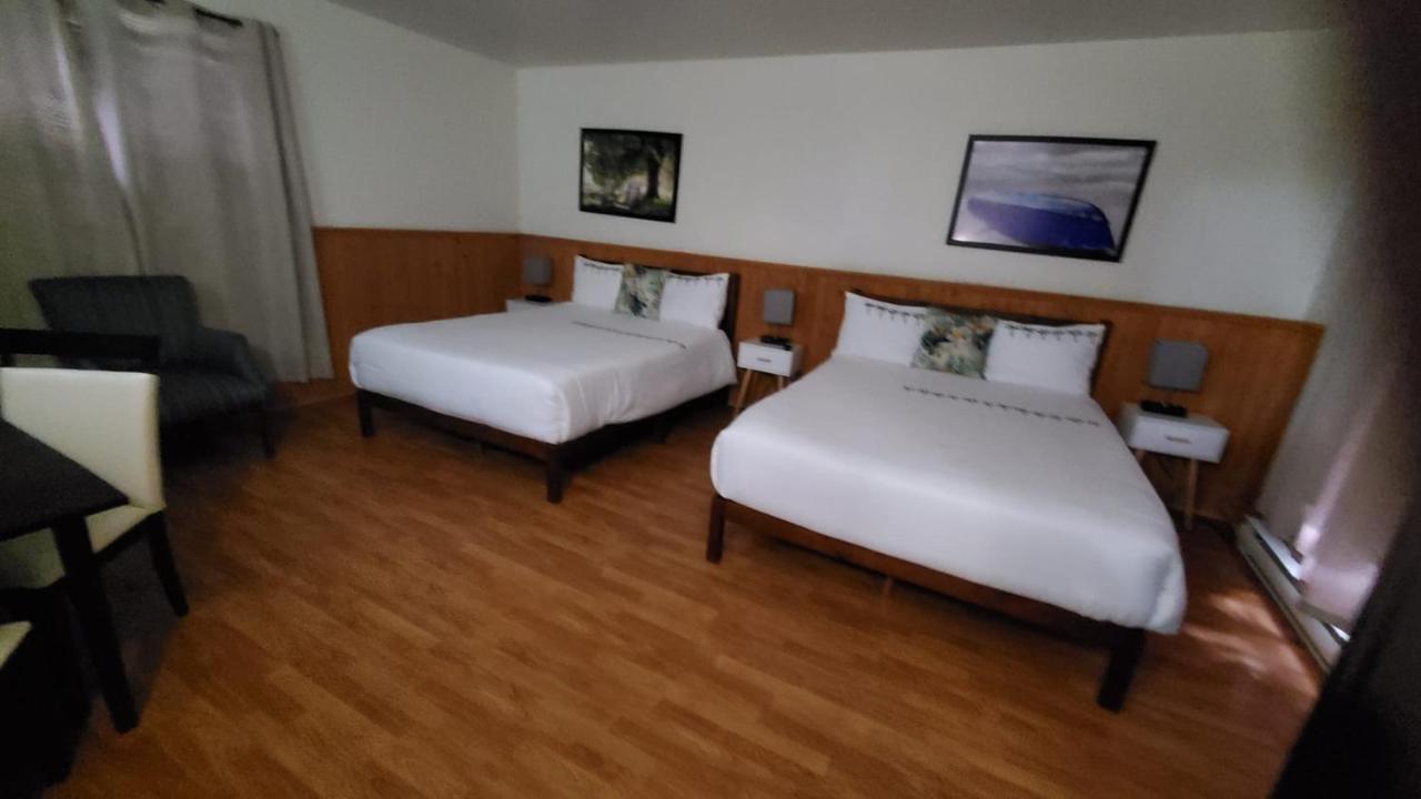 Hotel Fleurs Karaibes Saint-Alexandre-de-Kamouraska Eksteriør billede