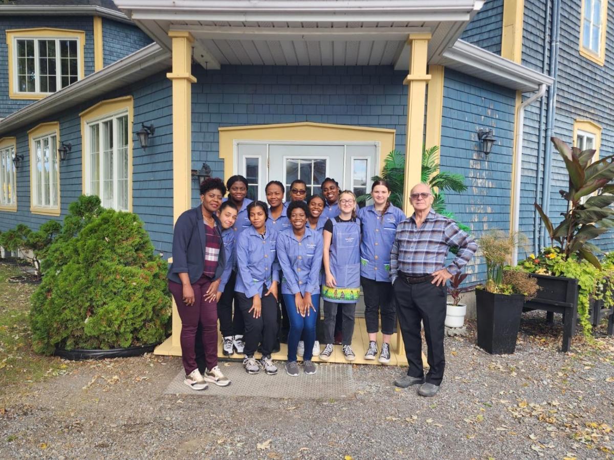 Hotel Fleurs Karaibes Saint-Alexandre-de-Kamouraska Eksteriør billede